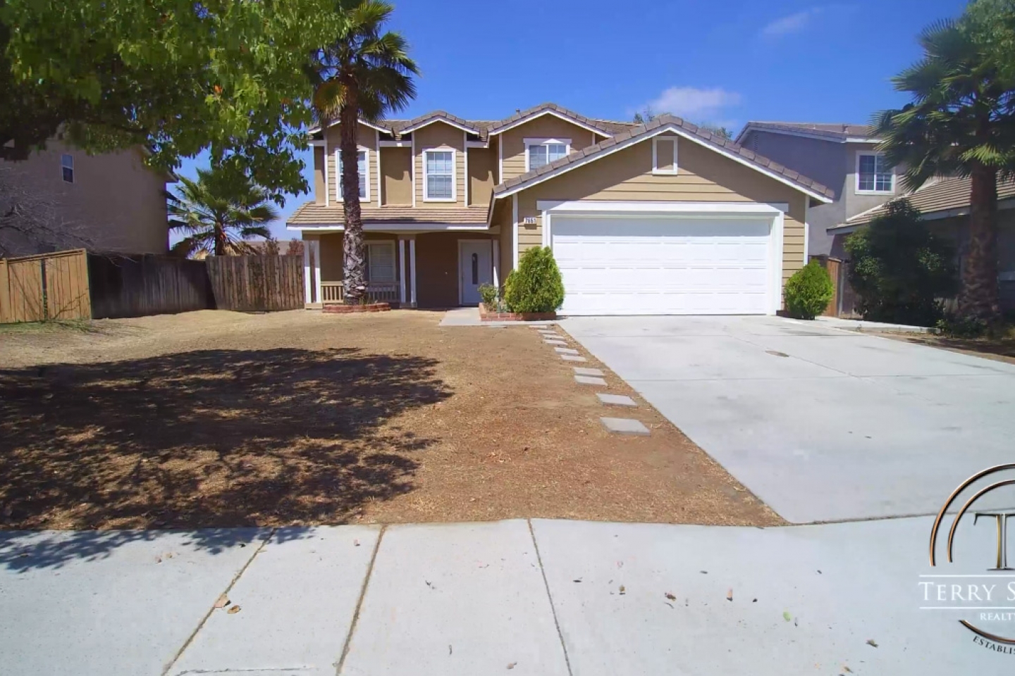 HOME FOR SALE IN RIVERSIDE CA 92508 BY REAL ESTATE BROKER TERRY SANCHEZ $430,000 WITH 5 BEDROOMS 4 BATHROOMS