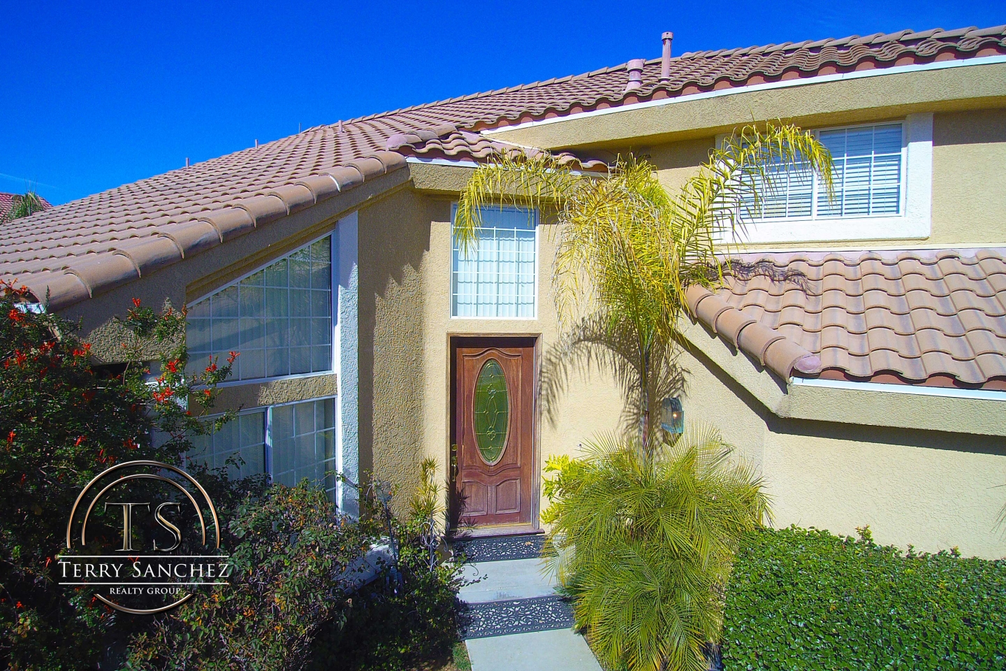 HOME FOR SALE IN MORENO VALLEY CA 92557 BY REAL ESTATE BROKER TERRY SANCHEZ $310,000 WITH 4 BEDROOMS 3 BATHROOMS